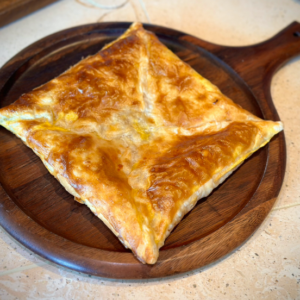 Penovani Khachapuri